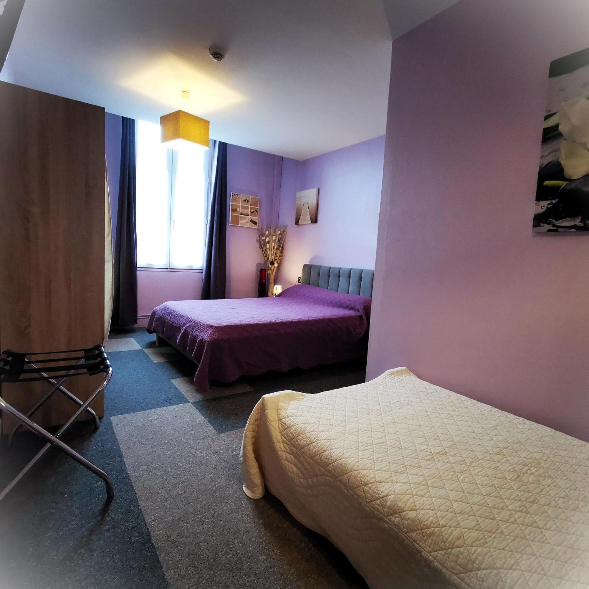 Logis & Restaurant Le Savinien 2* Saint-Savinien