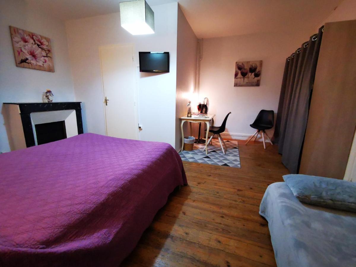 Hotel Logis & Restaurant Le Savinien