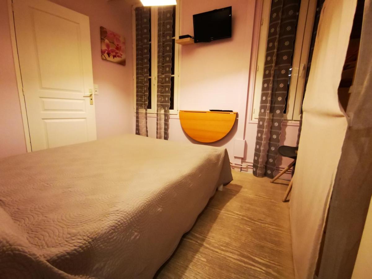 Logis & Restaurant Le Savinien Hotel